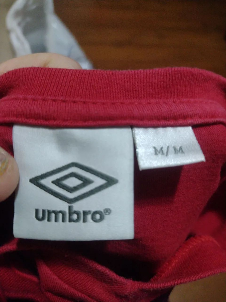 Camisa Atl Paranaense retrô M Listrada Umbro - Foto 3
