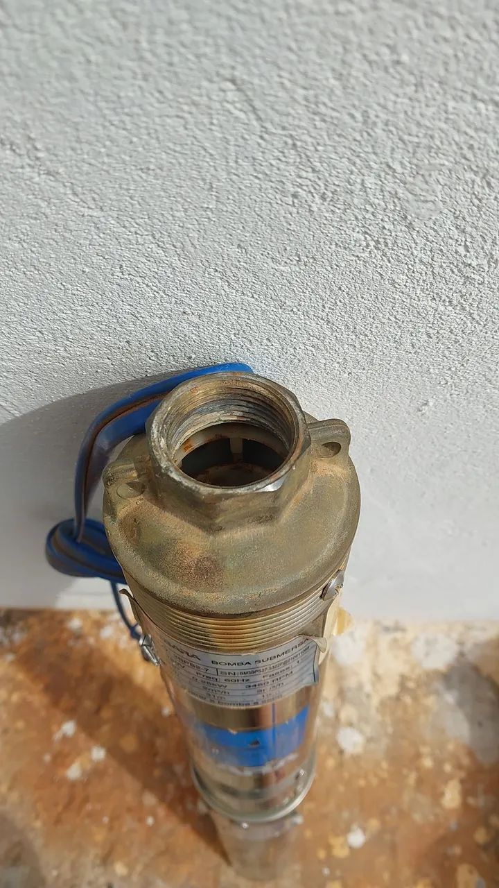 Bomba Submersa Ebara para poço artesiano com defeito  - Foto 3