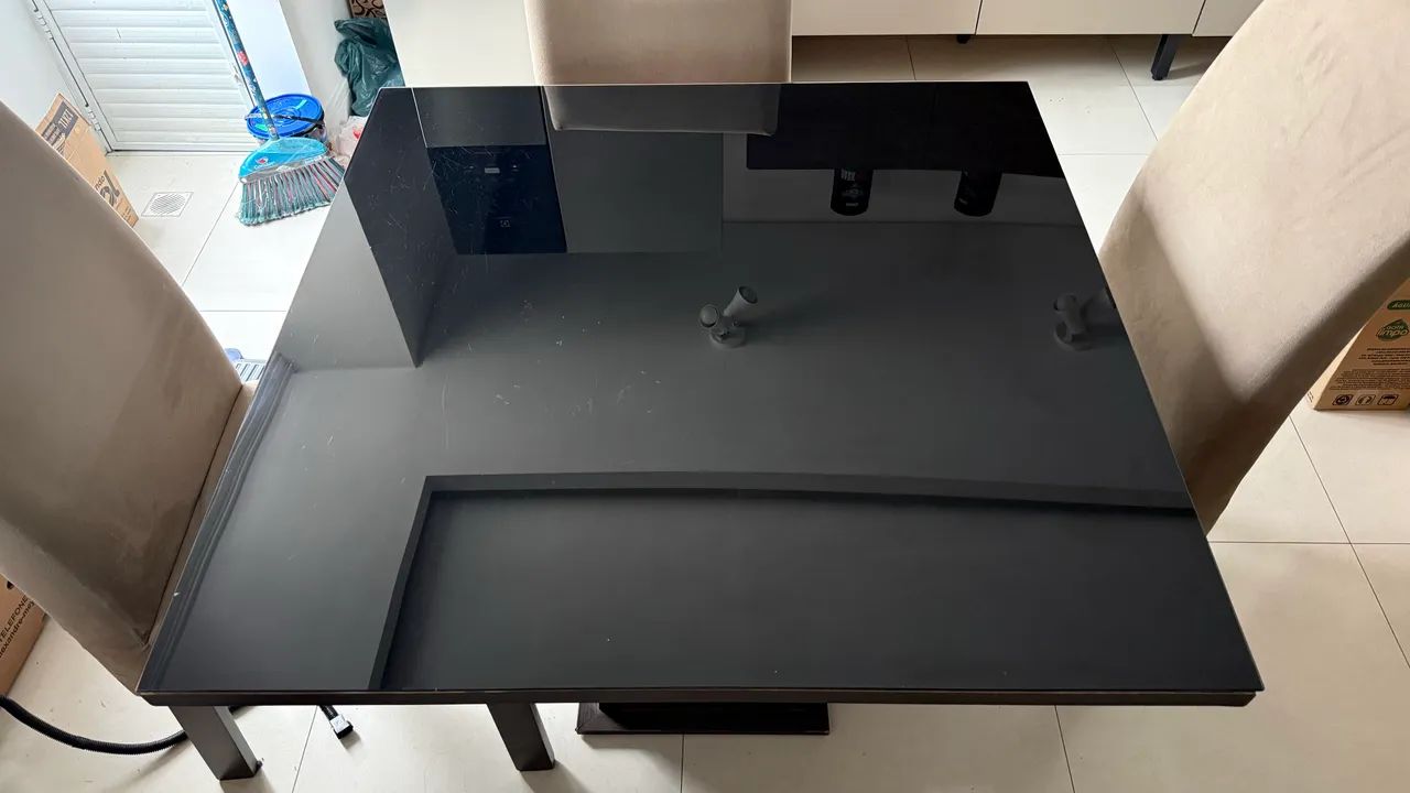 Mesa e cadeiras 64596142805506122