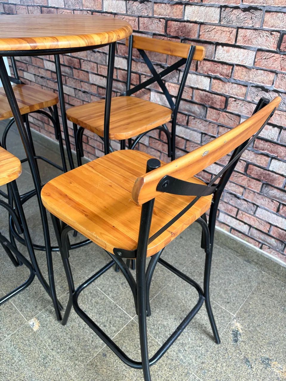 Mesa alta bistrô com 4 cadeiras64960524160770120