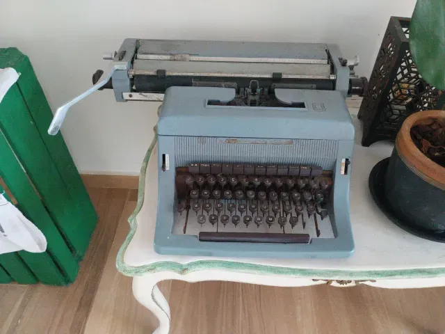 Máquina de escrever
