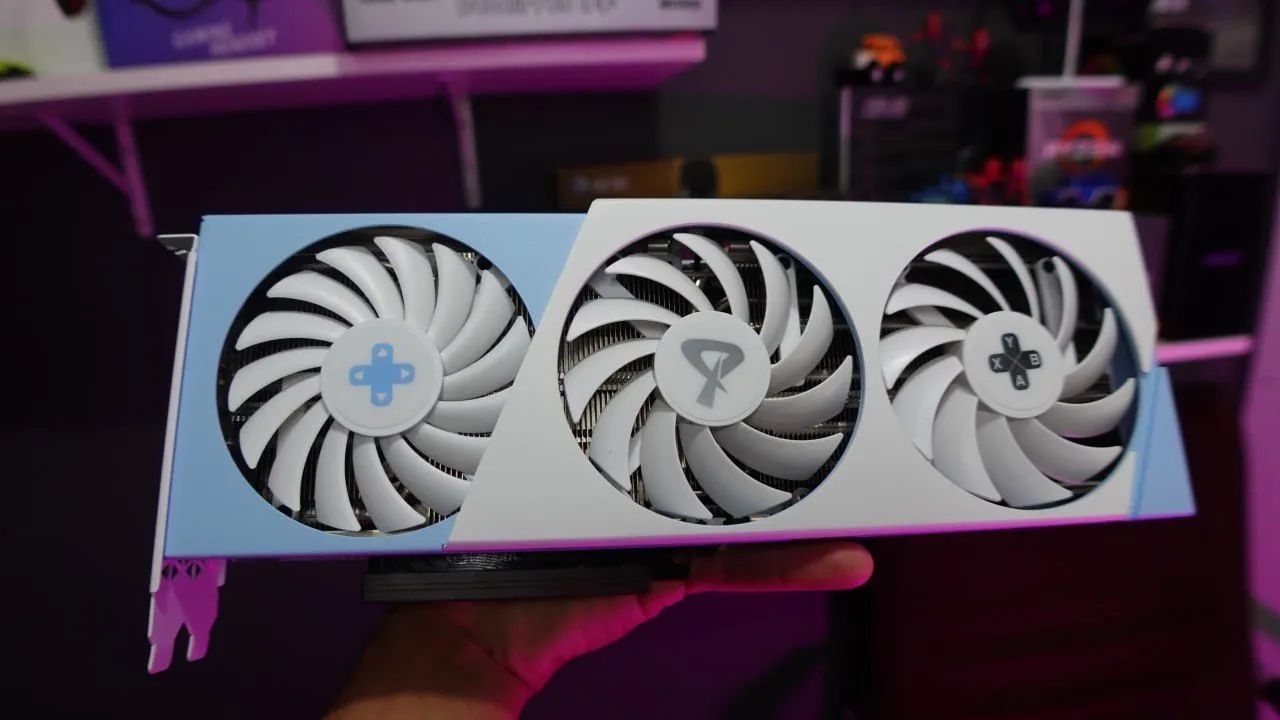 RTX 4070TI AX GAMING BRANCA + AZUL RARA NO BRASIL  - Foto 4