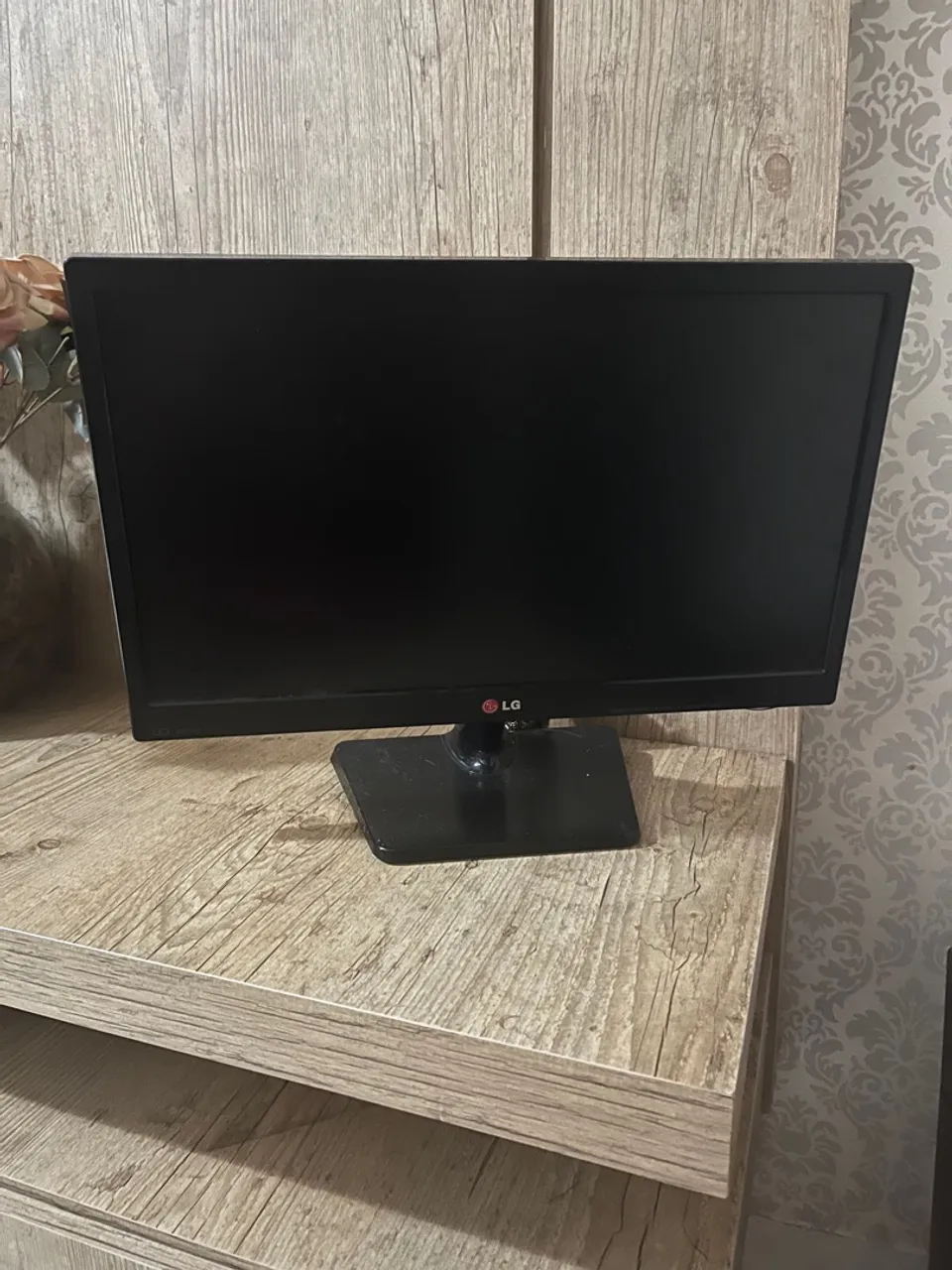 LG Flatron 20EN33SS-B