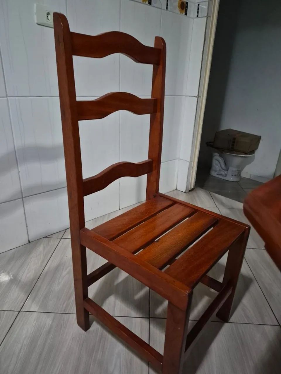 Mesa de madeira maciça  - Foto 5