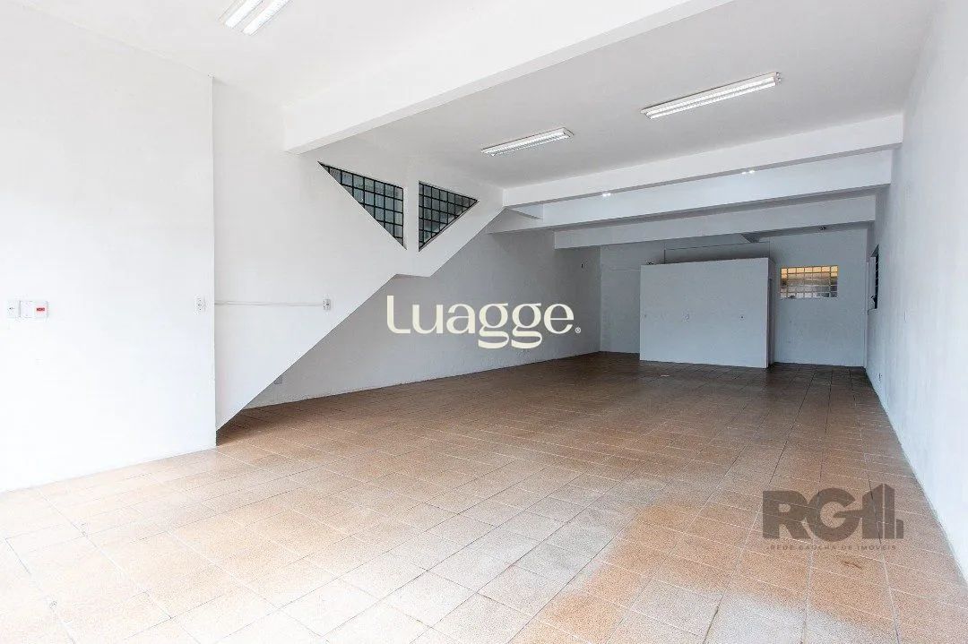 Loja com aproximadamente 96m² privativos - Foto 2