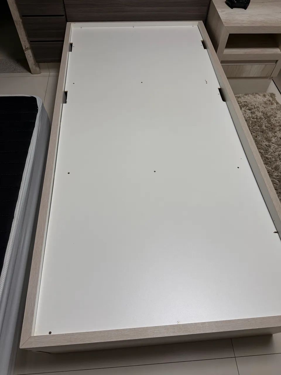 Cama MDF com gavetas