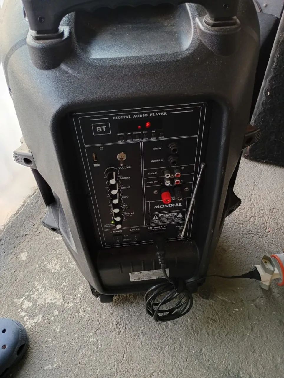 Caixa som 550w funcionando ok  - Foto 3