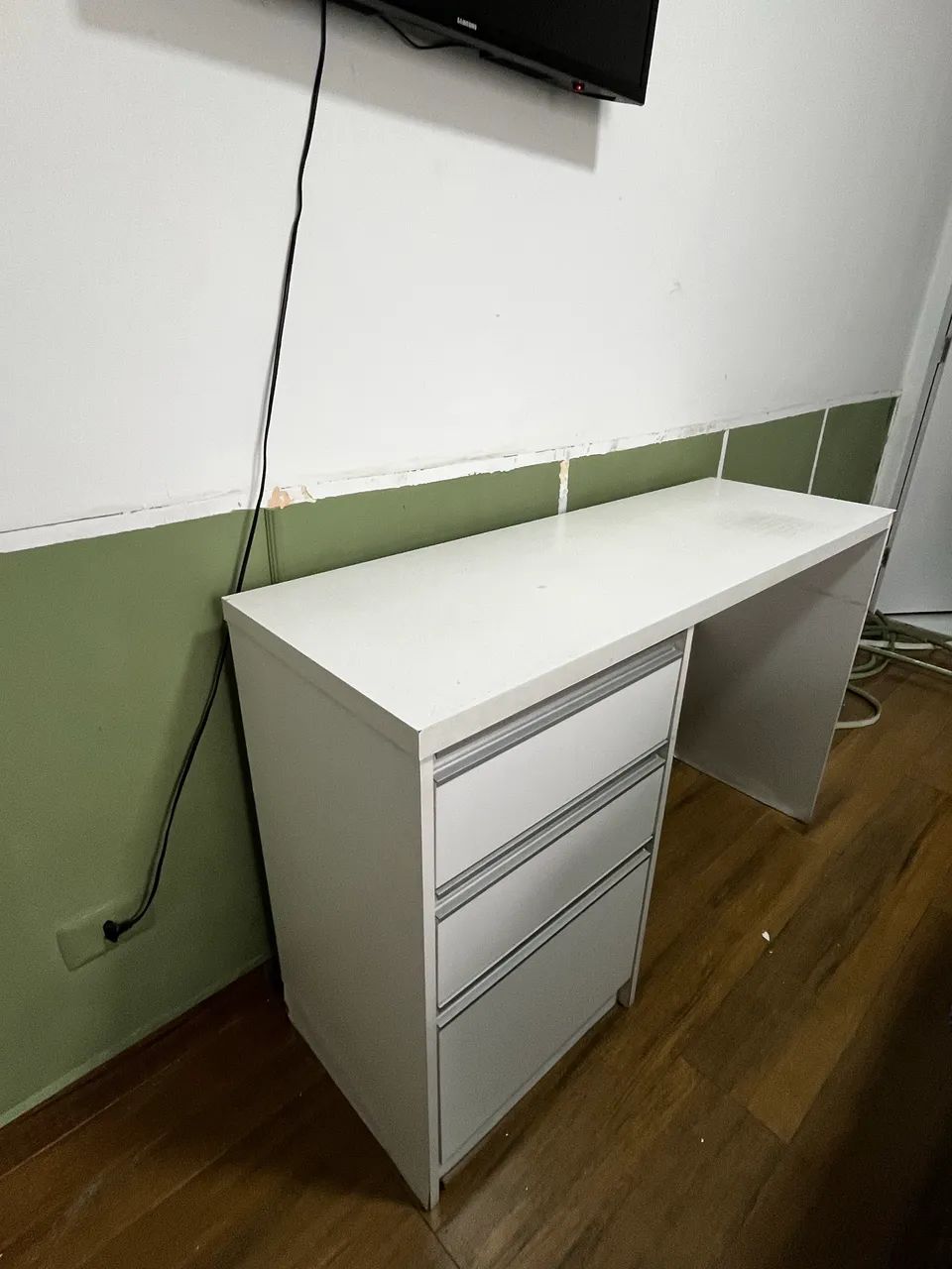 Escrivaninha com gavetas - Foto 2