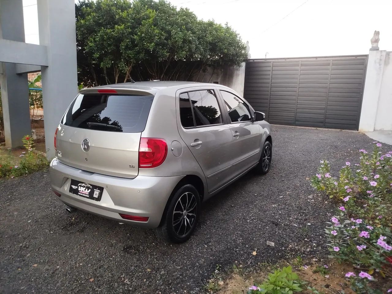 Volkswagen Fox 1.6 MI Total Flex 8V 5P 2014