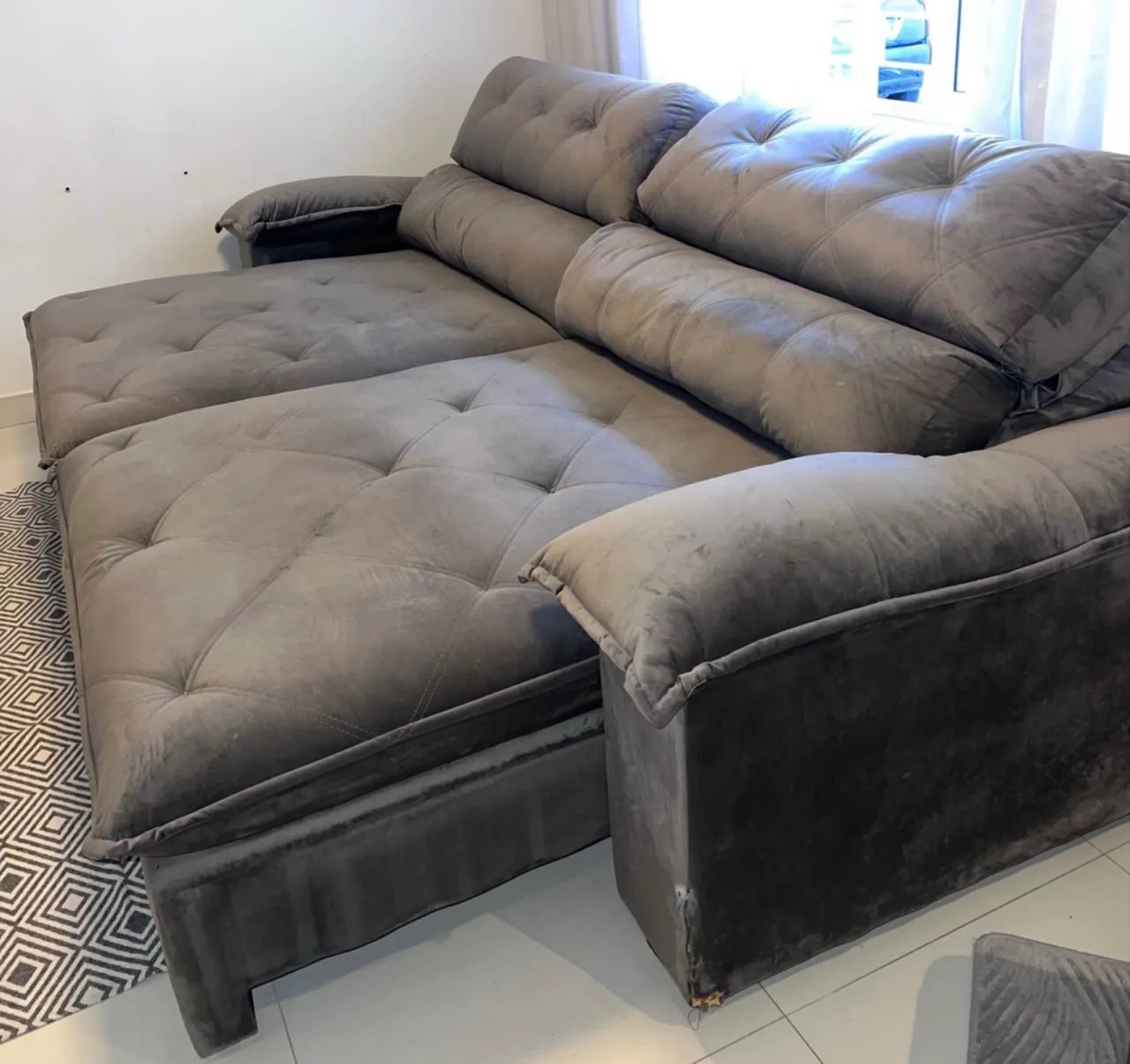 Sofá Retrátil e Reclinável 3 Metros | Super Confortável | Cinza Chumbo - Foto 3