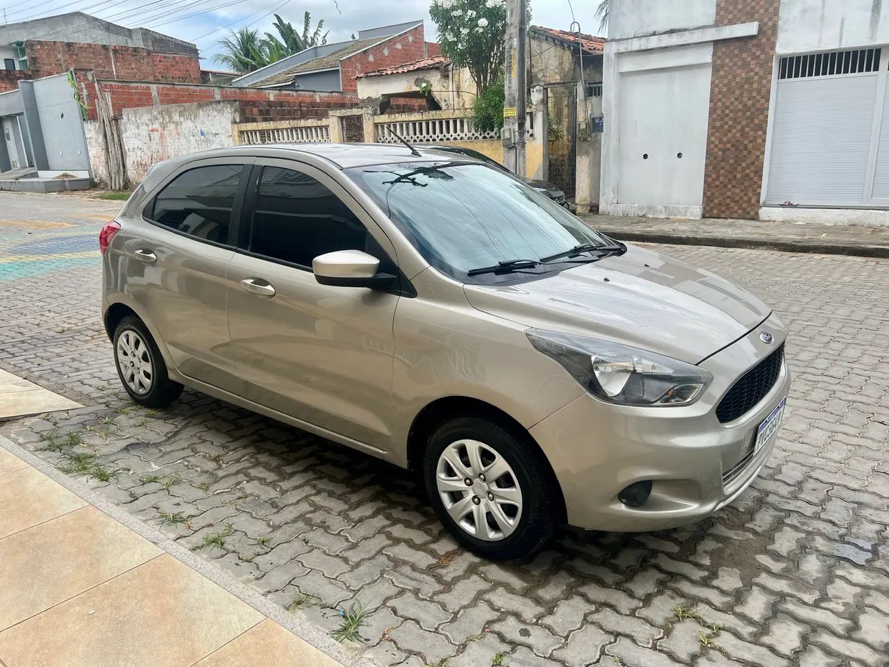 Ford Ka Ka 1.0 SE/SE Plus TiVCT Flex 5p 2015
