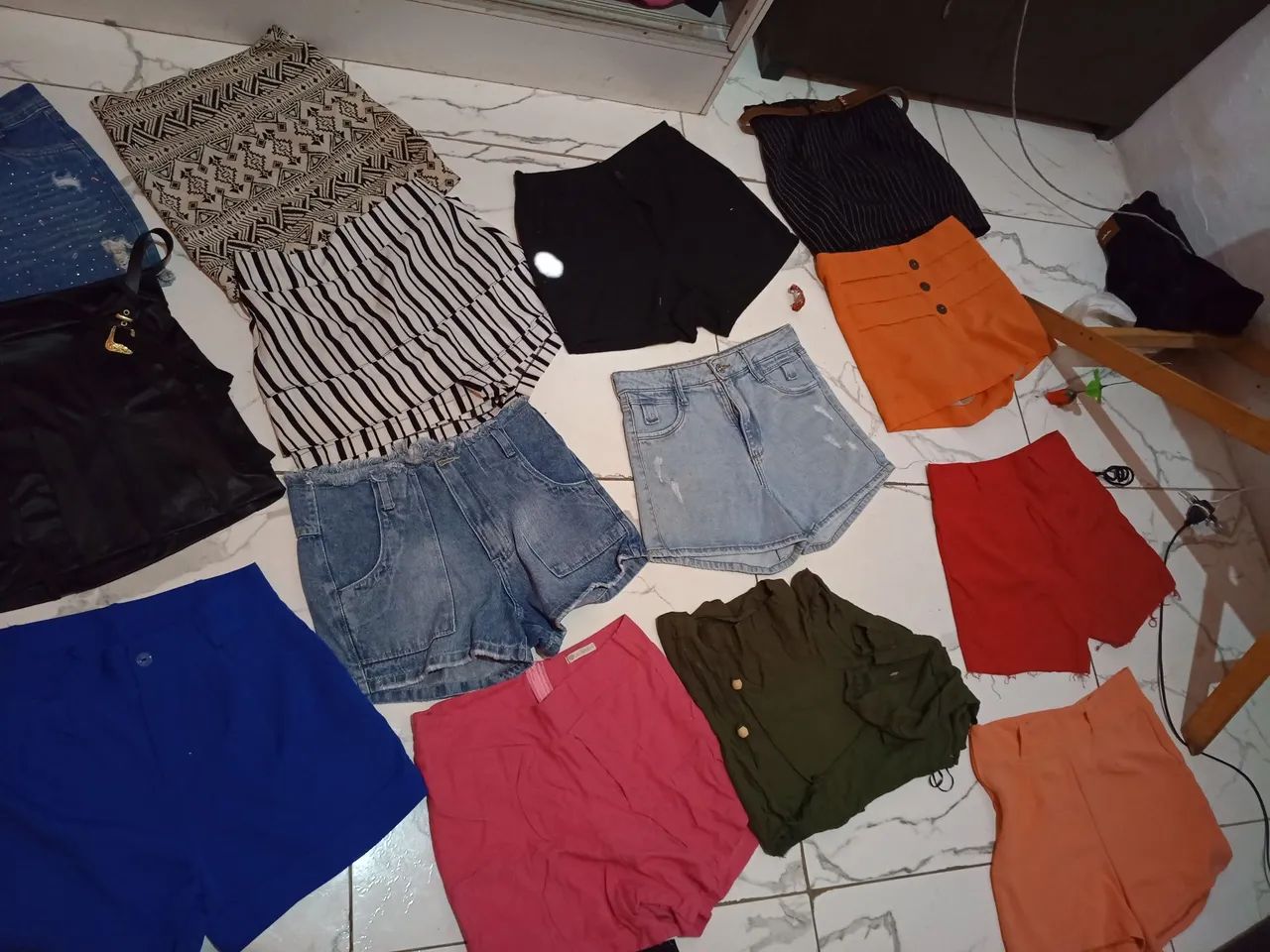 Roupas novas e simi novas - Foto 3