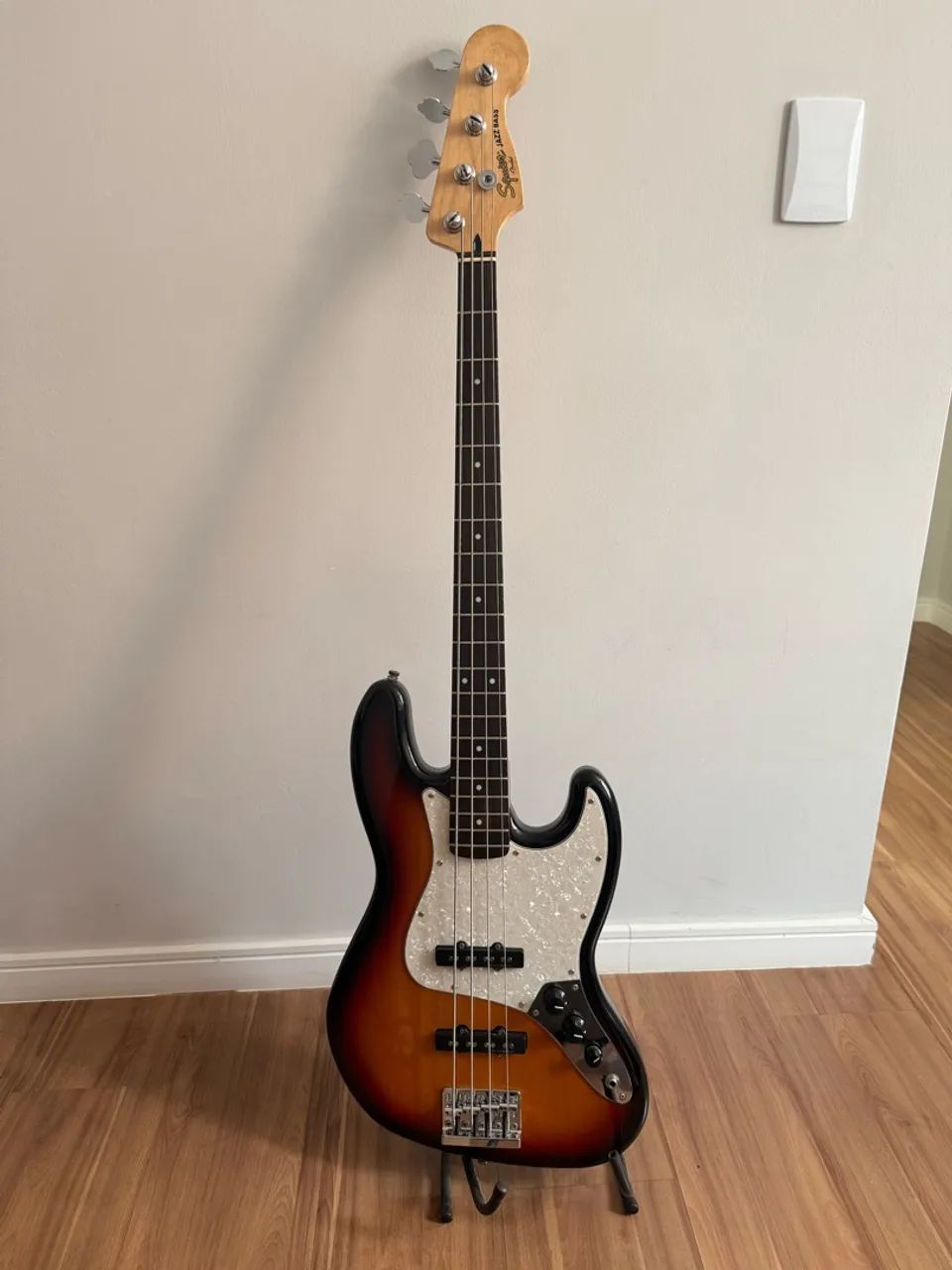 Squier Jazz Bass Vintage Modified - Instrumentos musicais