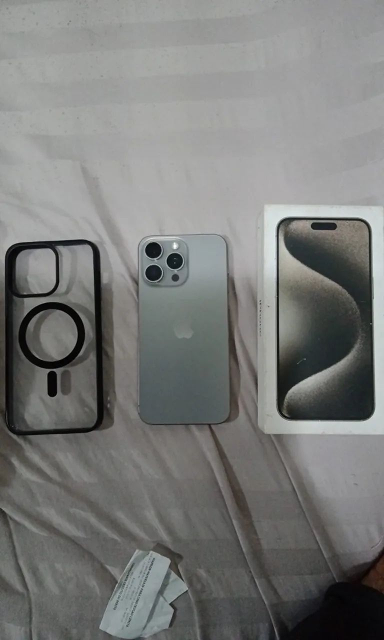 iPhone 15 pro max 256 cinza 