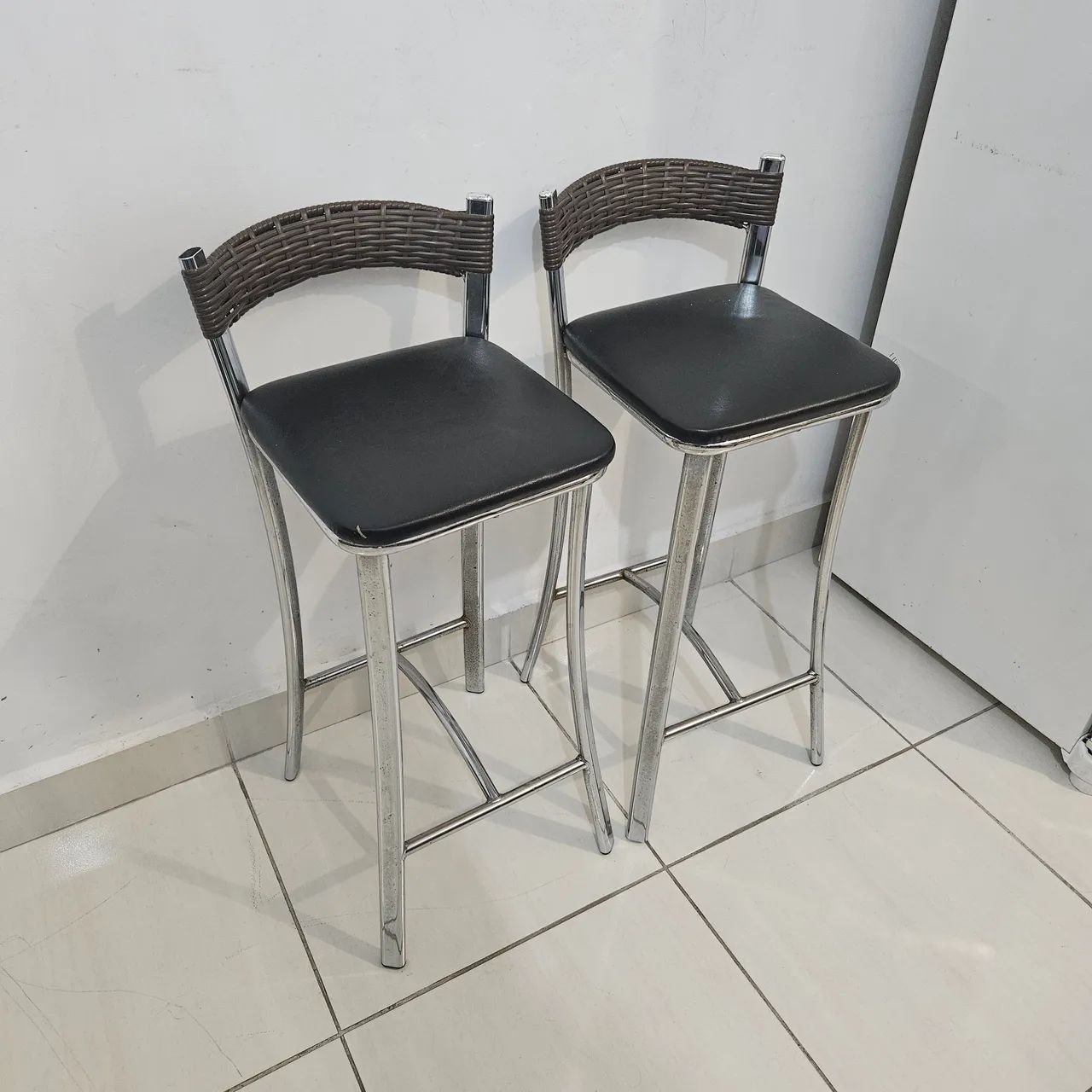 Par de Banquetas Estifadas 60cm de altura 