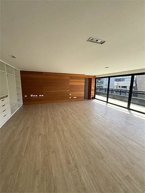 Cobertura 4 Quartos no Edf. Chateau Vuitton - Ponta Verde - Foto 3