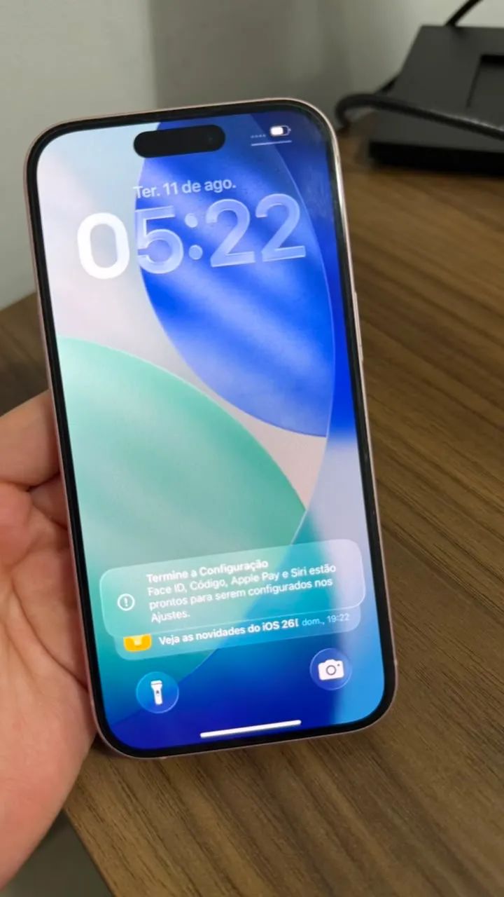 Vende-se iPhone 15, 128GB em ótimo estado 