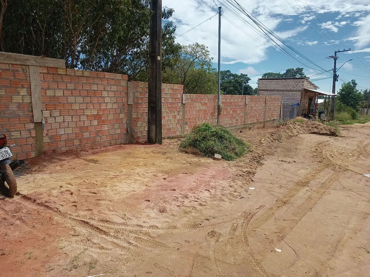 Terreno com Casa 5x4 dentro do terreno. - Foto 4