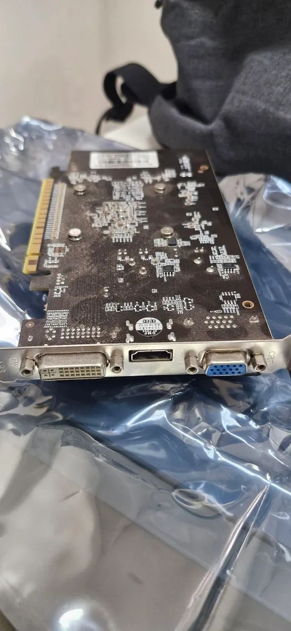 Placa de video GT 730 4gb - Foto 2