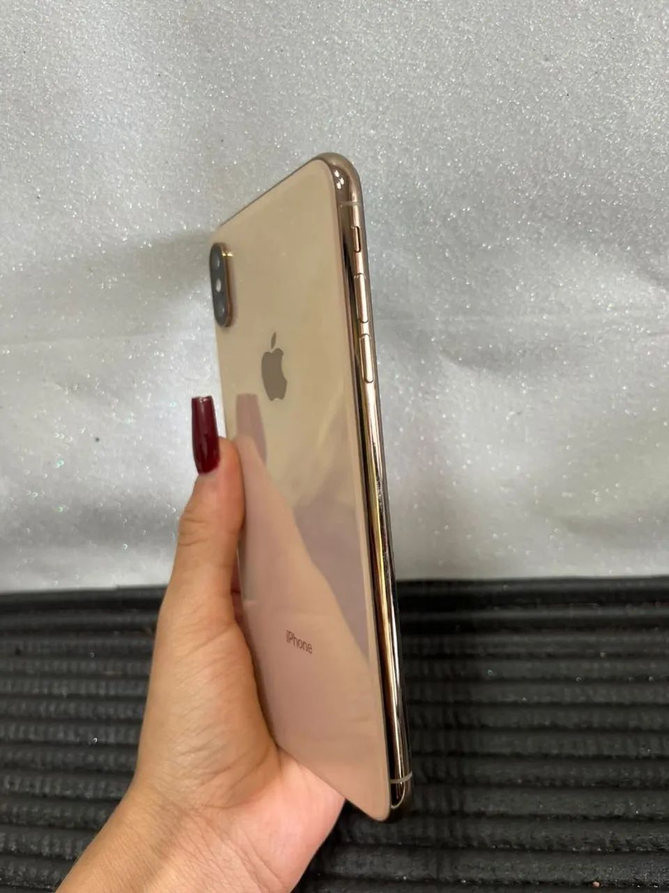 IPHONE XS MAX GOLD 64GB - Foto 3