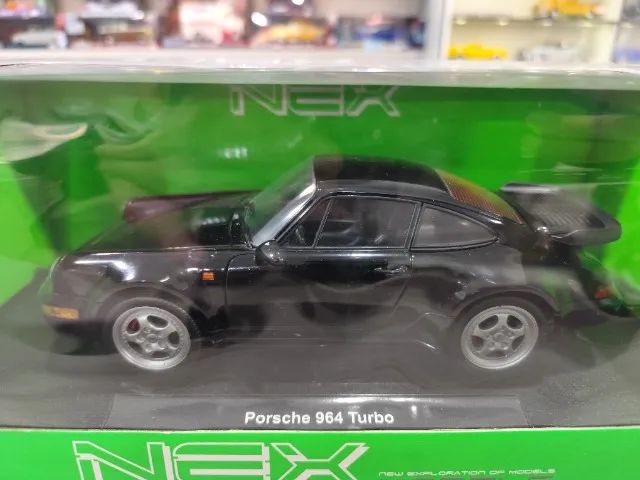 Miniatura Porsche 964 Turbo 1:18 Welly NEX Models - Preto