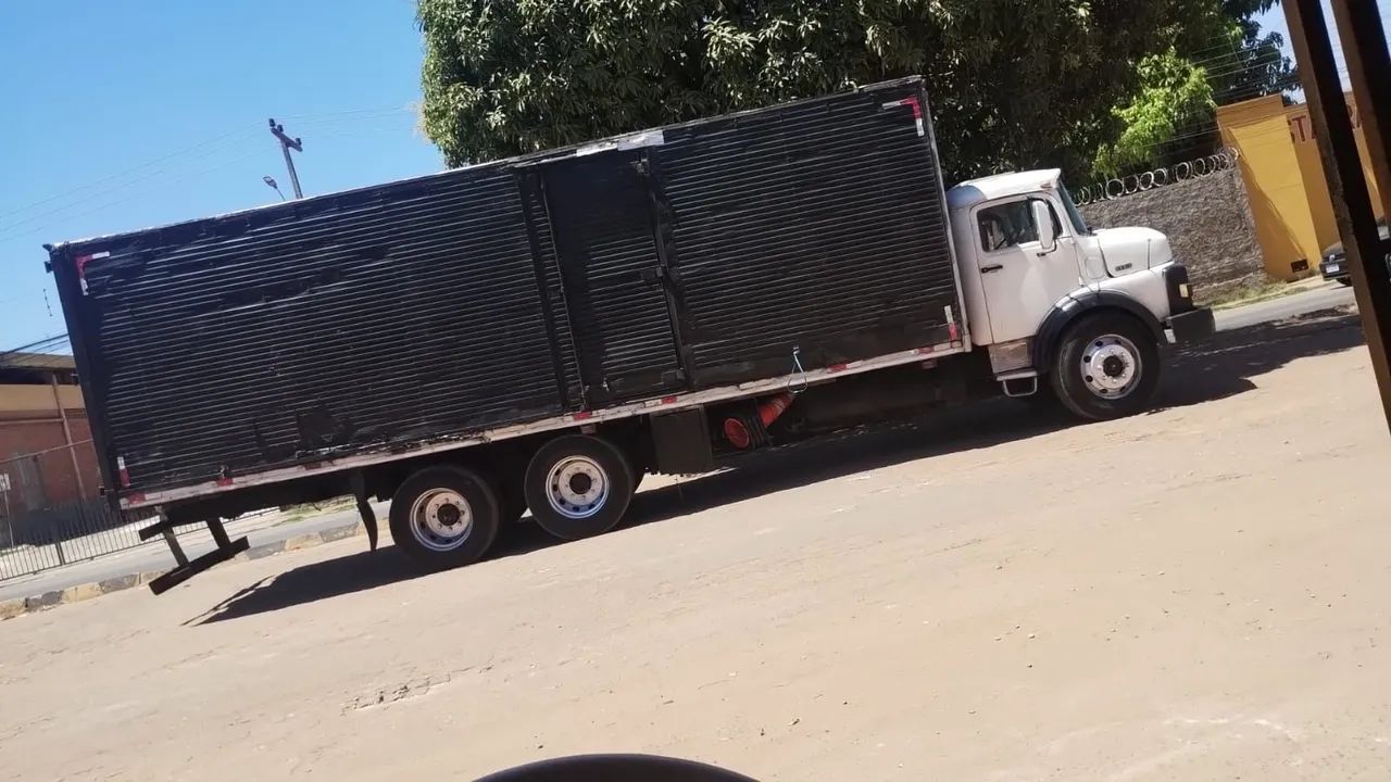 Faço frete e viagem 