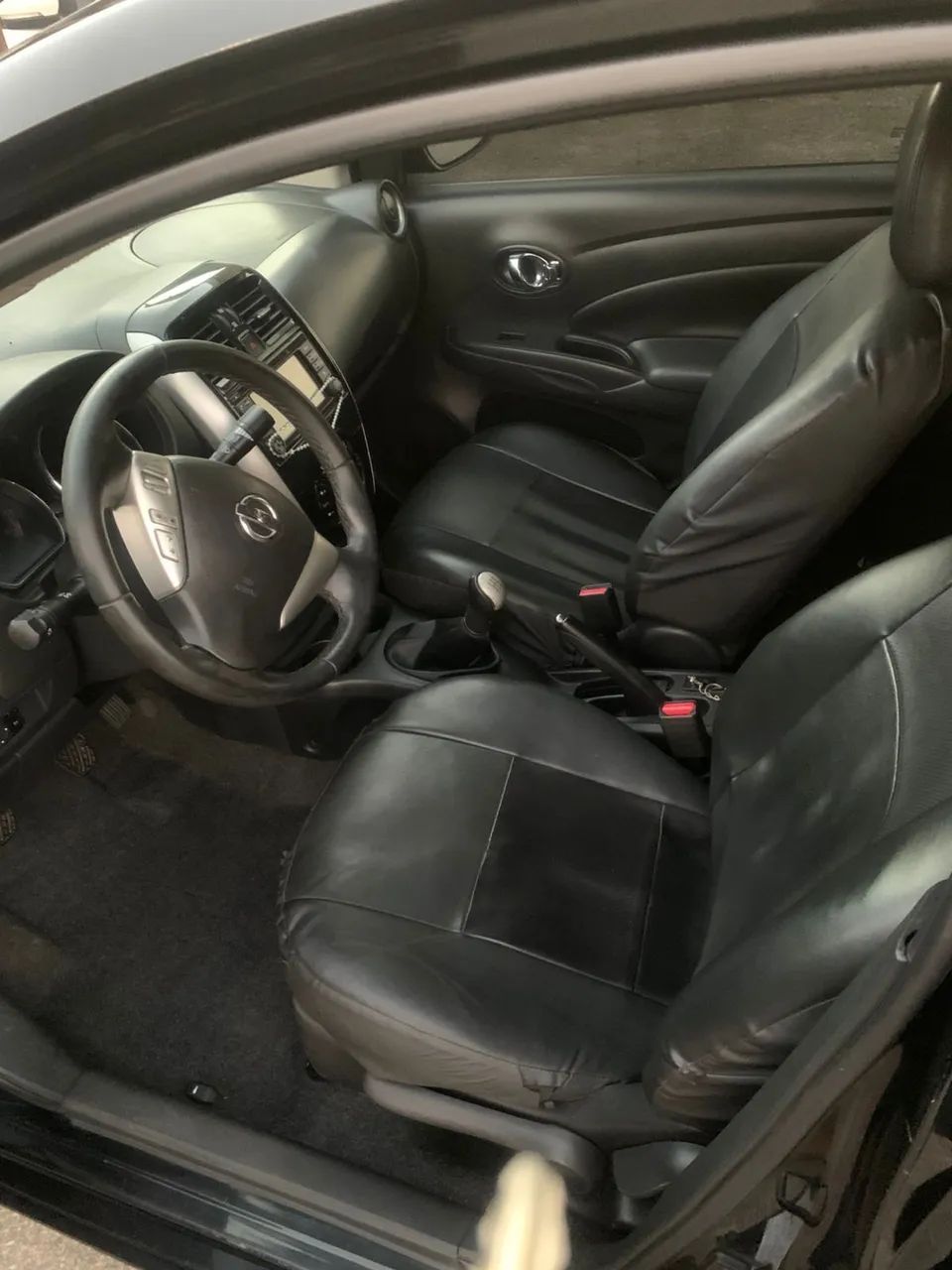 Nissan Versa Unique 1.6 16V Flex 4P Mec. 2016 - Foto 2