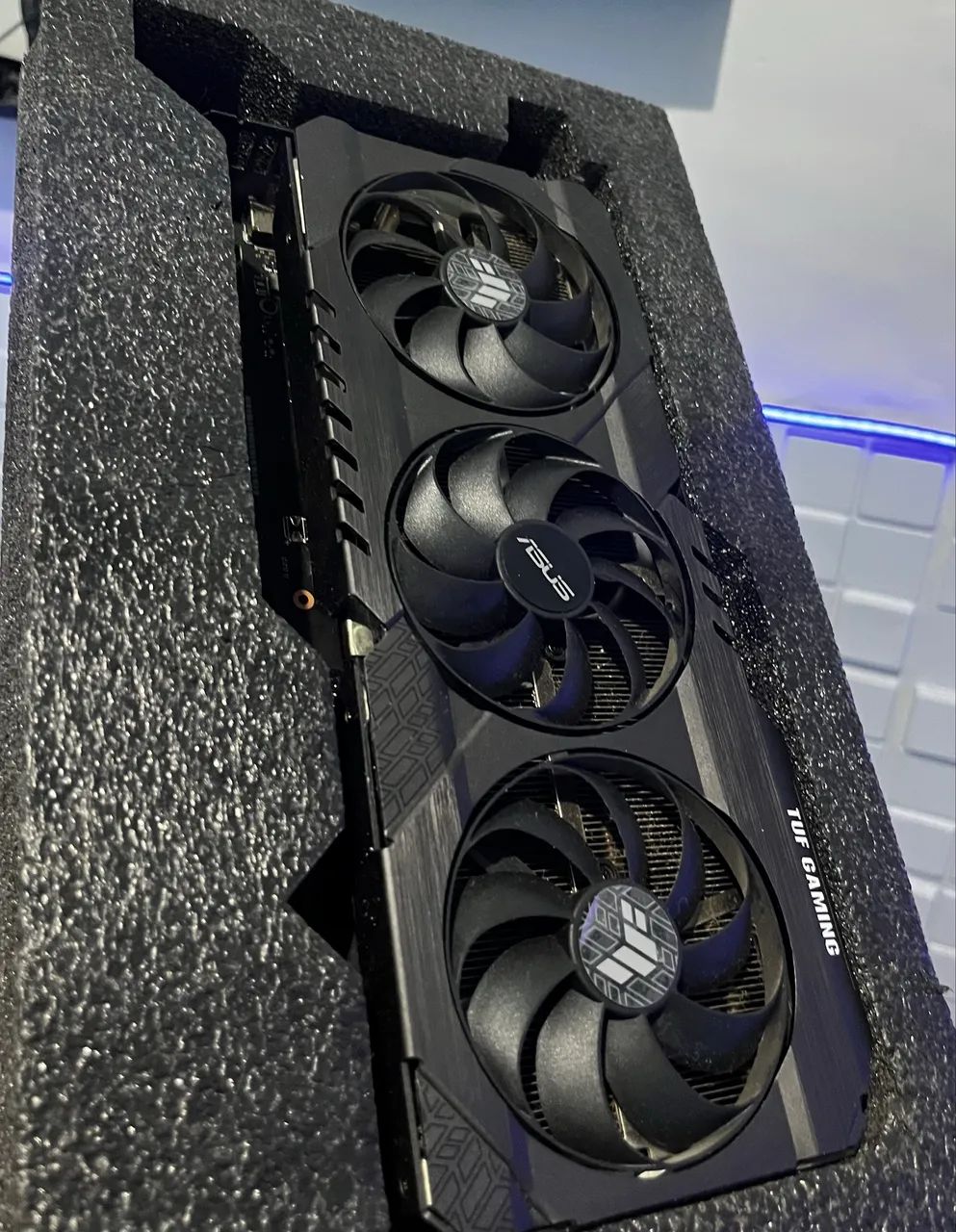 Placa de Vídeo Asus TUF Gaming NVIDIA GeForce RTX 3060 OC V2