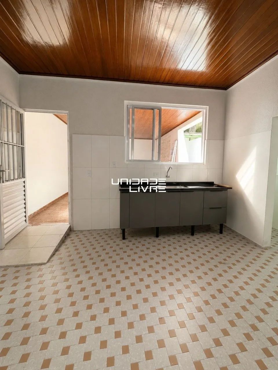 Sobrado à venda no Centro de Poá - Foto 2