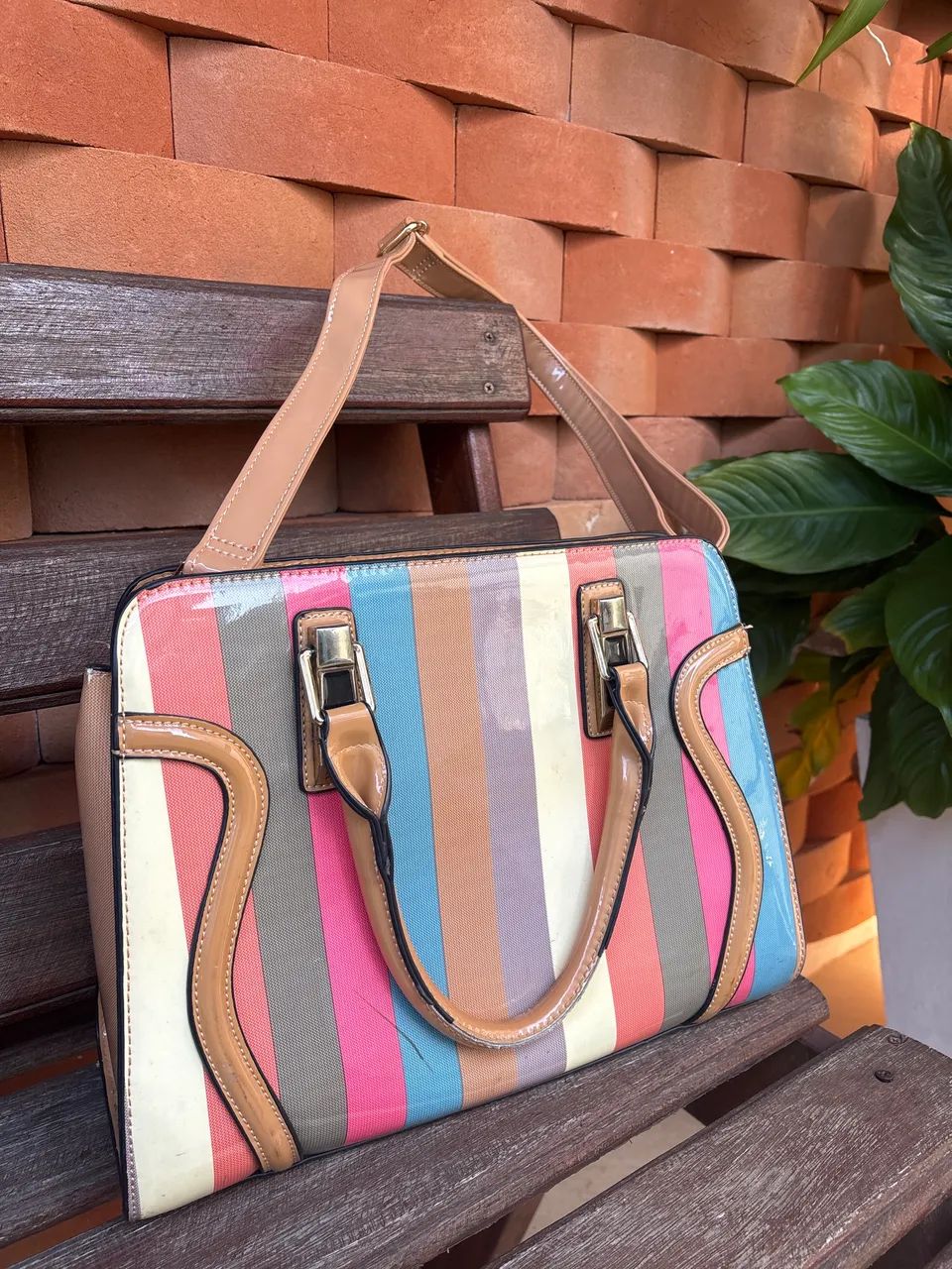 Bolsa colorida  - Arrase no seu dia a dia!