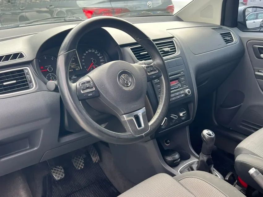 Volkswagen Spacefox 1.6 Trendline Total Flex 8V 5P 2012 - Foto 4