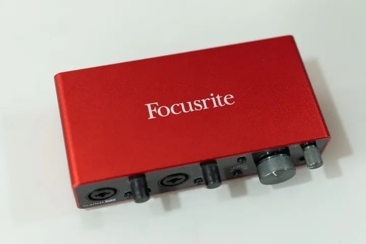 Interface de Áudio - Focusrite Scarlett 2i2 3gen - Foto 5