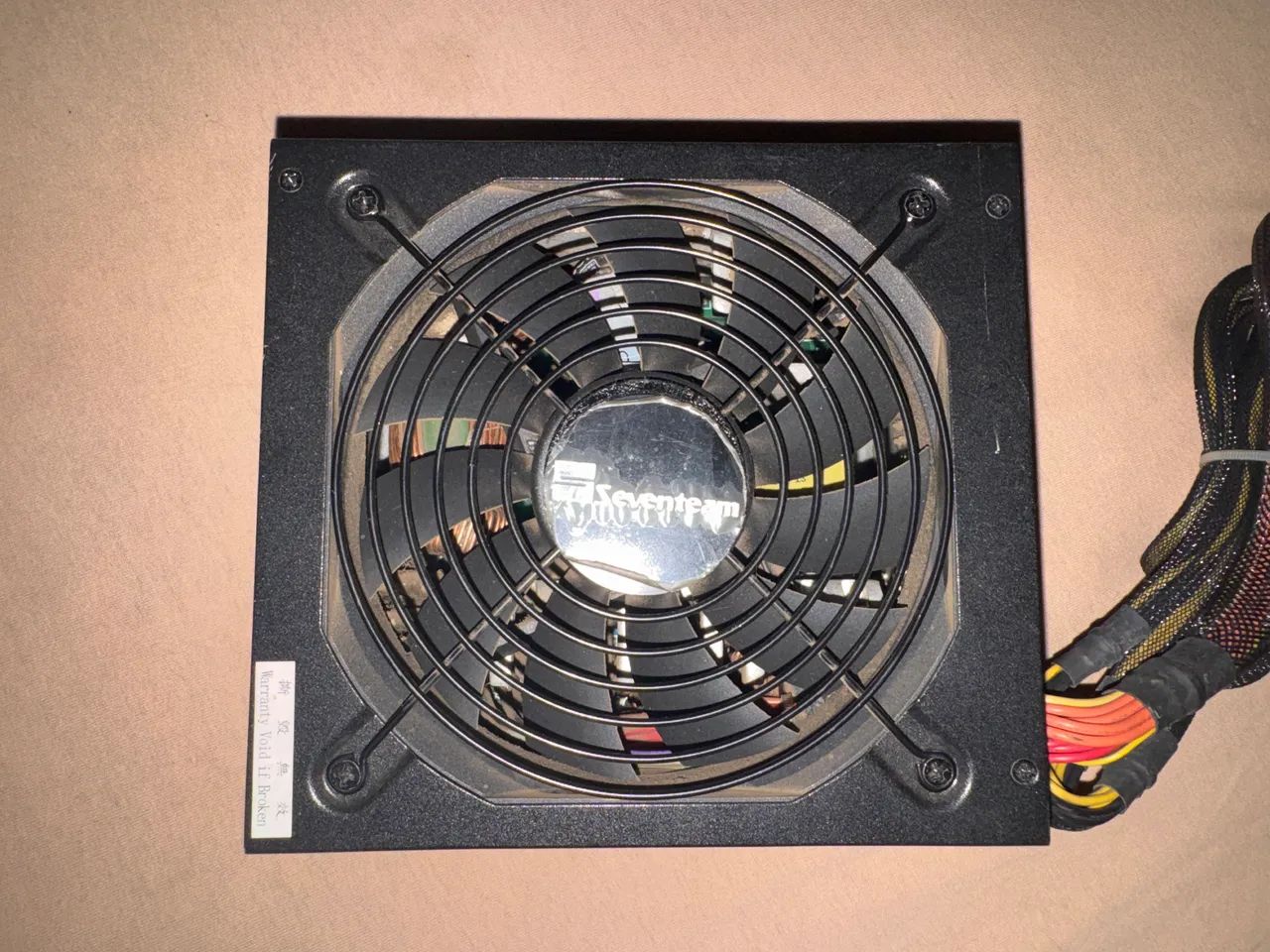 Fonte Seventeam 850w 80plus  - Foto 3