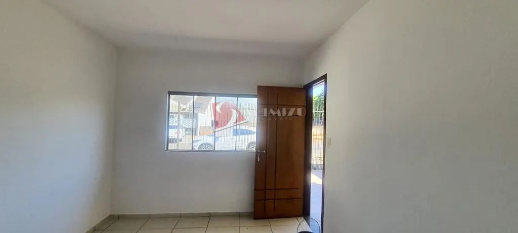 Casa para alugar em Maringá, Jardim Monte Rei, com 2 quartos, com 97.11 m² - Foto 3