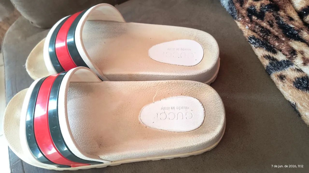 Chinelo Gucci web slid  original número 42 - Foto 2