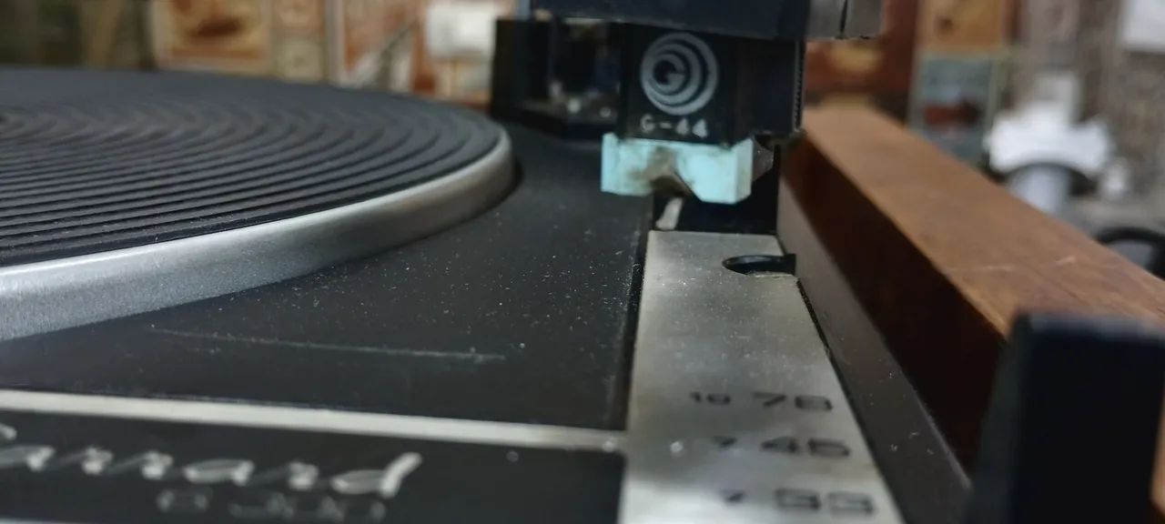 Toca discos gradiente garrard 6300 - Foto 2