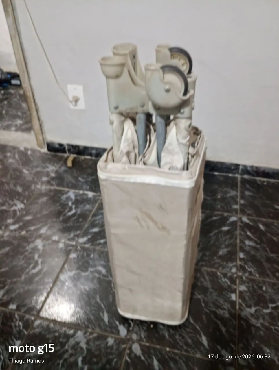 Vendo berço (chiqueirinho) de bebê  - Foto 2
