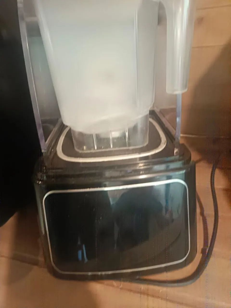 Vendo liquidificador com abafador e um copo extra - Foto 3