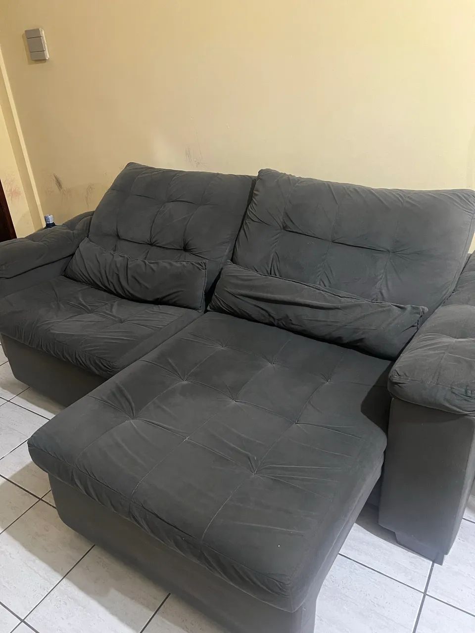 Sofá retrátil reclinável cinza 2,20m