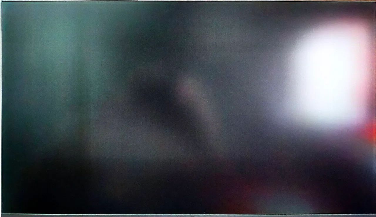Monitor LG 24" Ultragear 144hz  - Foto 4