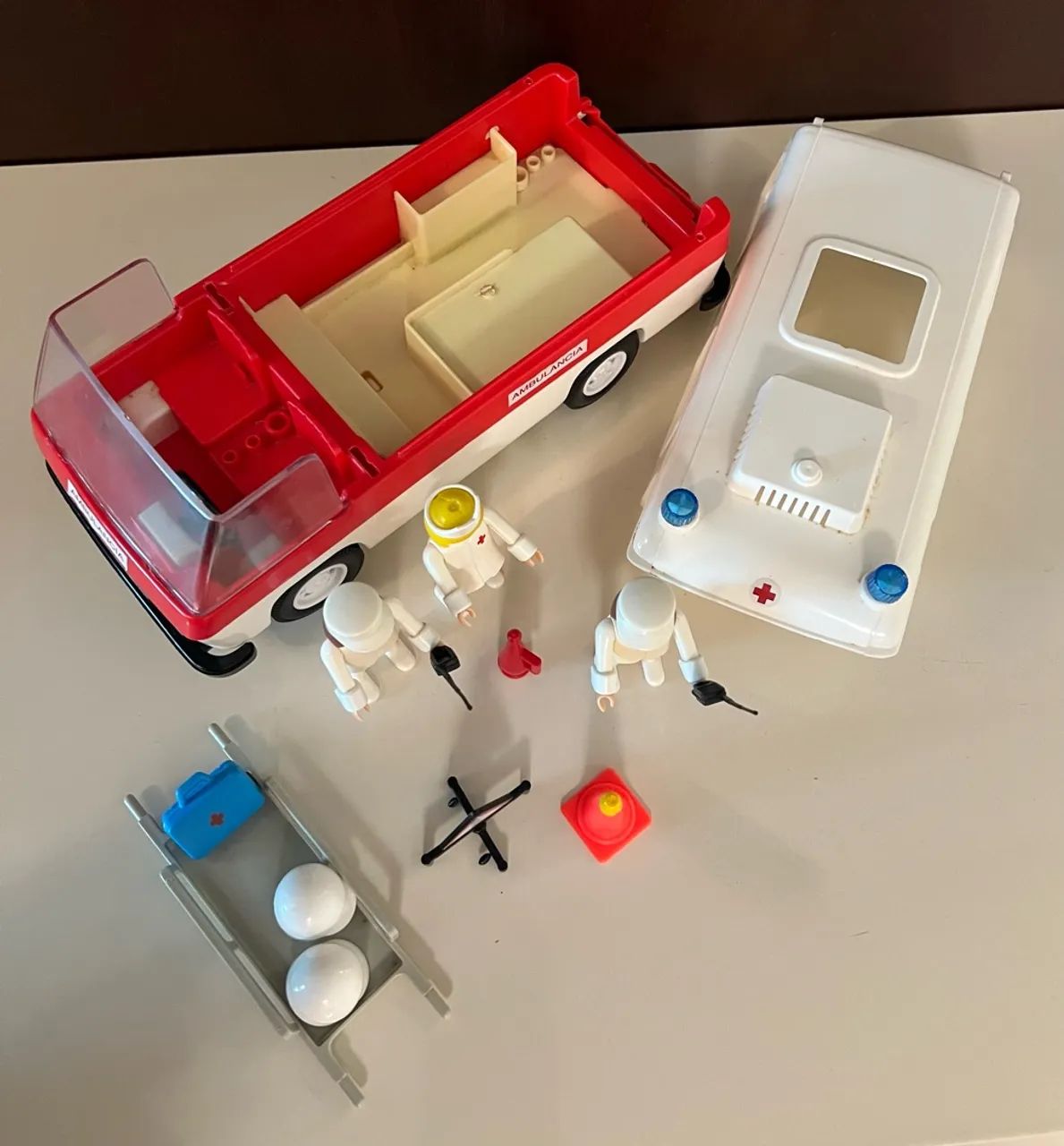 Playmobil Ambulância  - Foto 4