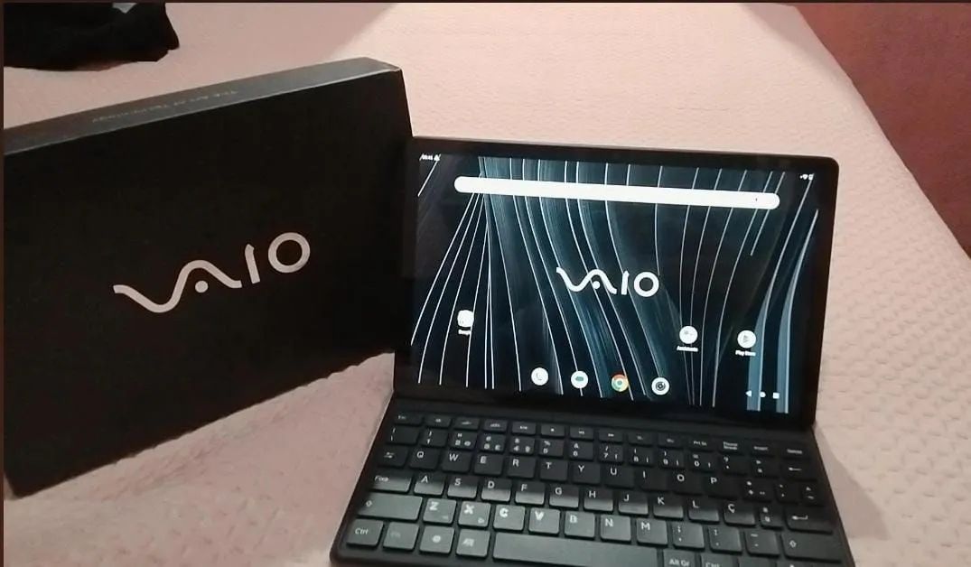 Vende-se notebook VAIO Novo 