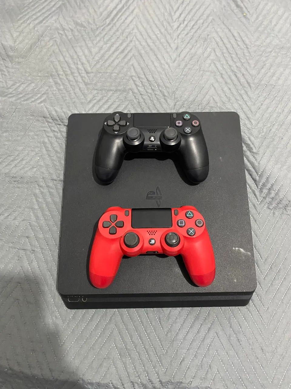 PS4 Slim - 1TB - Foto 2