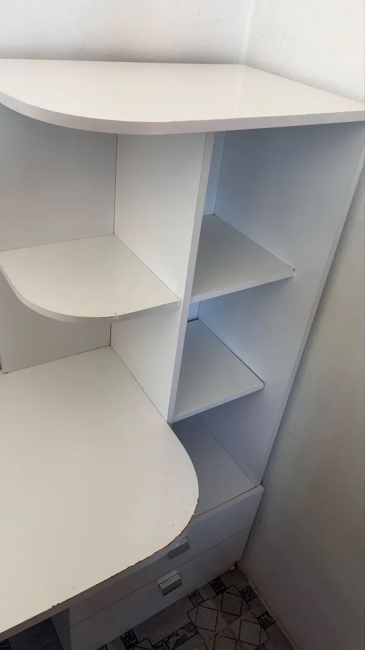 Penteadeira/Escrivaninha com Estante + Cadeira de Escritório - Foto 2