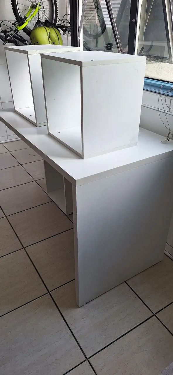 Escrivaninha modular,mdf, branca, dois nichos arquivos - Foto 2