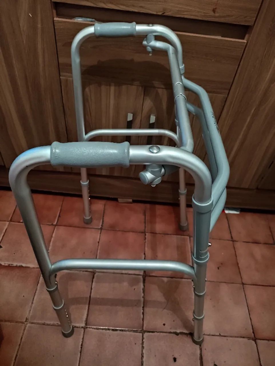 Apoio de alumínio super leve e resistente da marca - Foto 2
