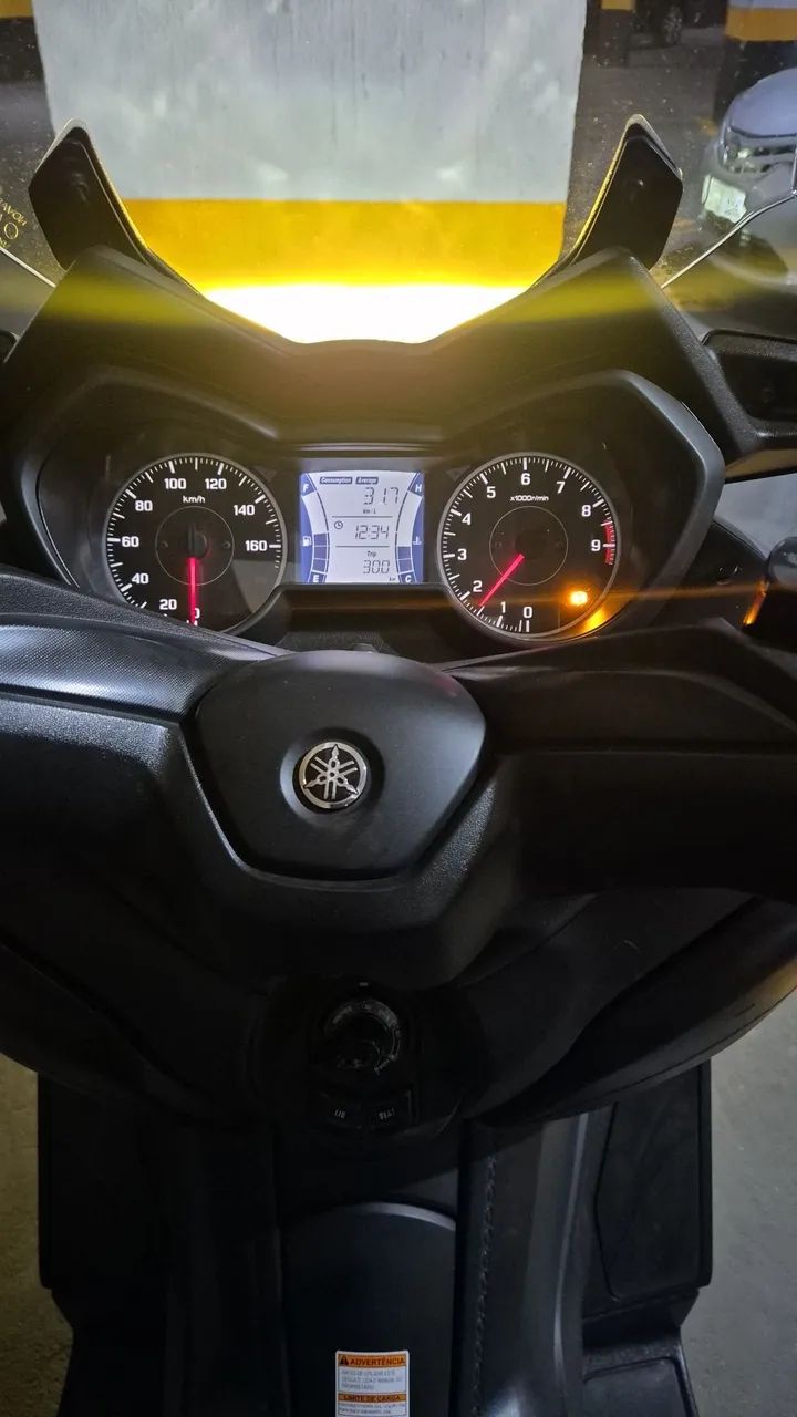 X Max 250  - Foto 2