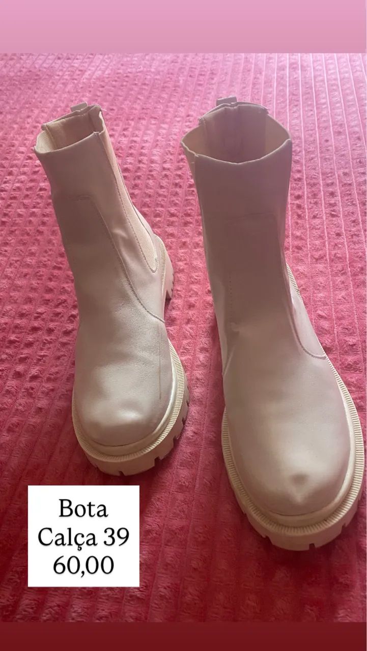 Bota bege nova super confortável  - Foto 4