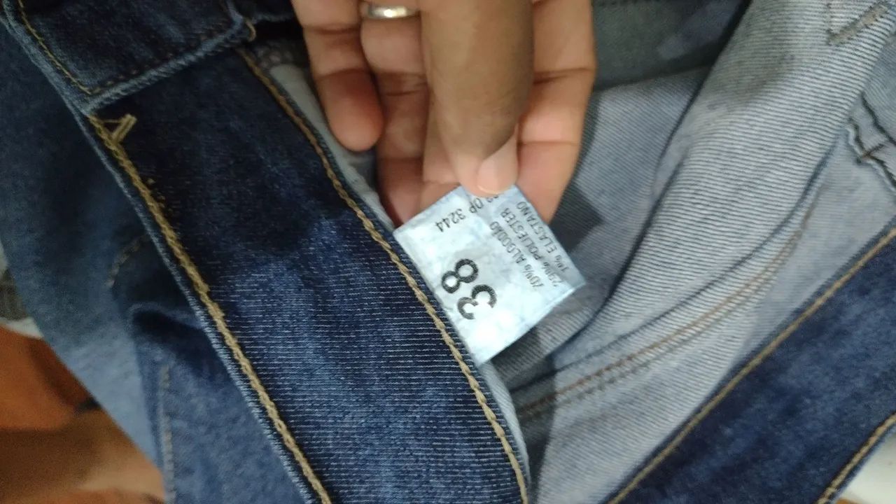 Vendo Calça jeans Nova - Foto 2