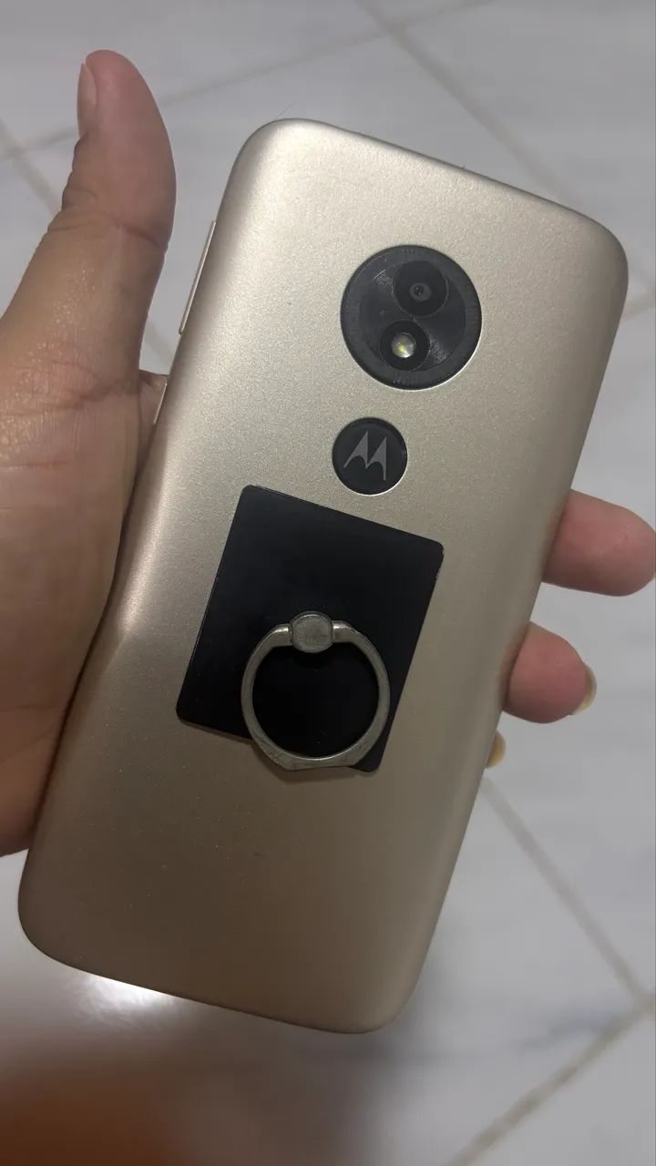 Moto E5 play